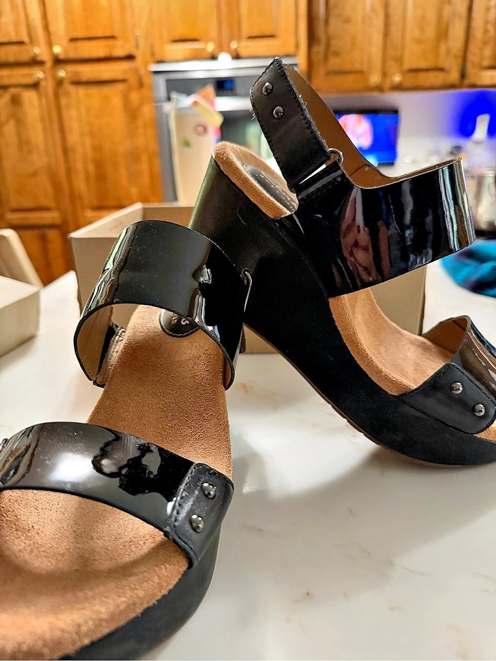 Clarks Black Patent Wedge Sandals Like New